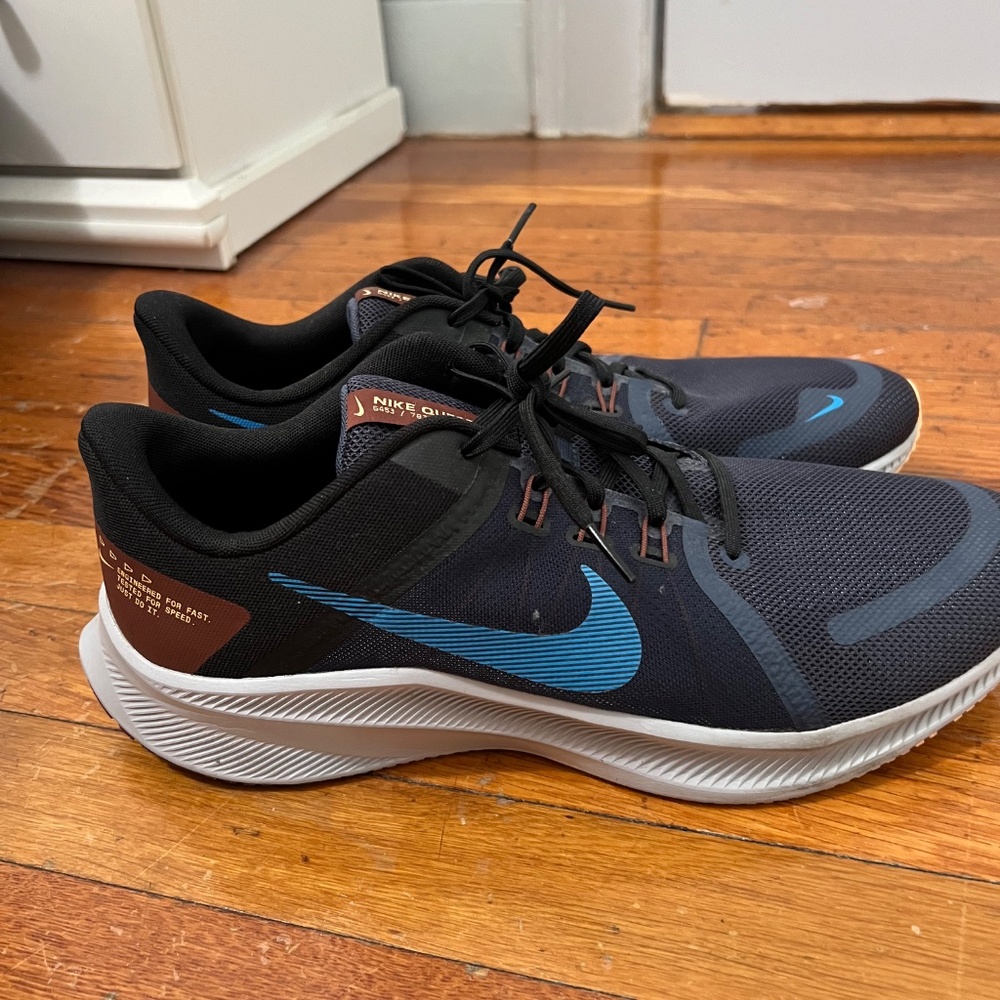 Men's Nike Quest navy blue running sneakers size 13